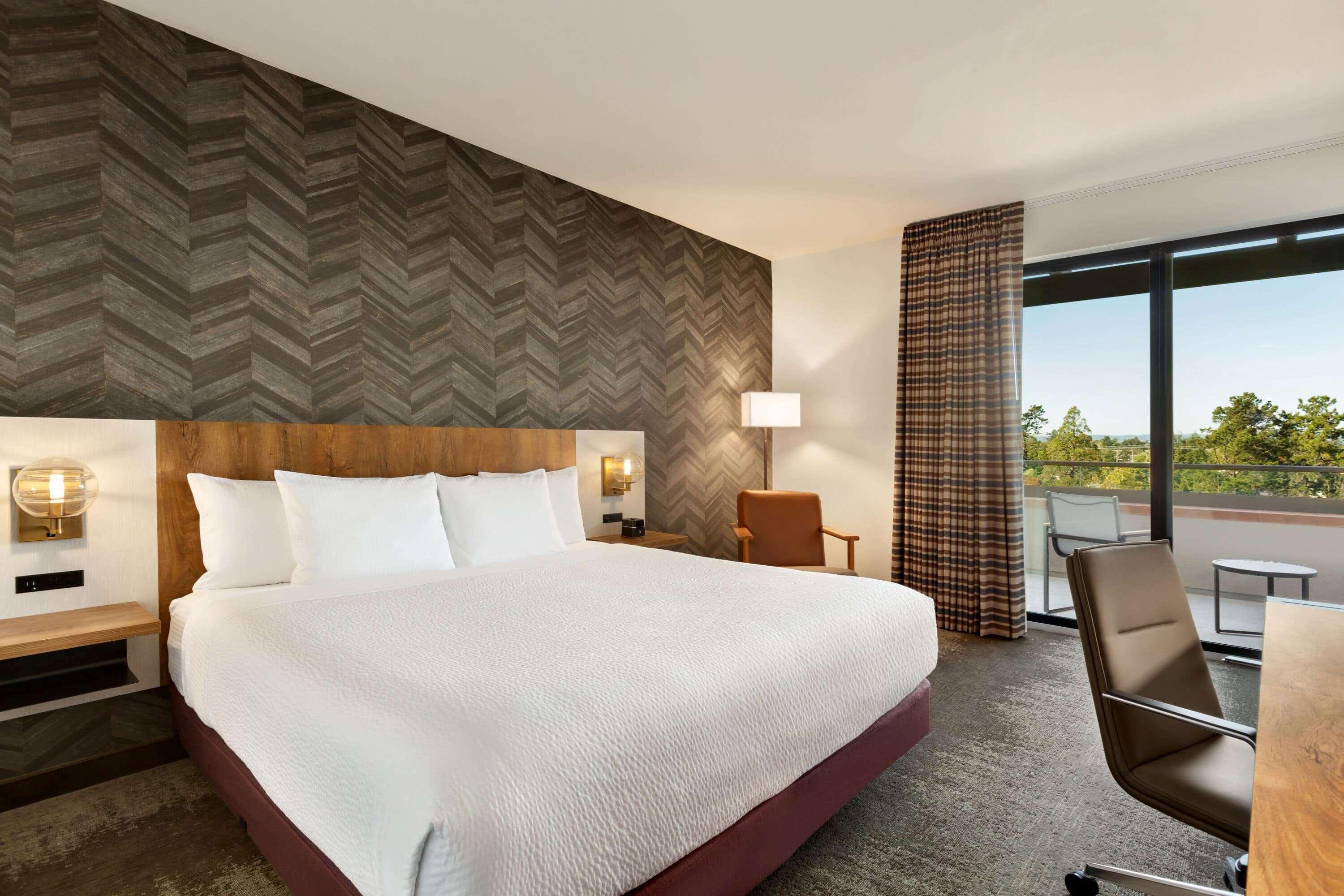 Hotel La Quinta & By Wyndham Sonoma Santa Rosa